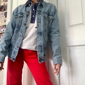 Light Wash Levi’s Denim Jacket
